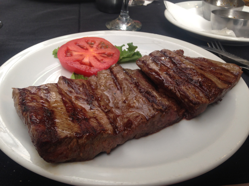 Bife de lomo (sirloin steak)